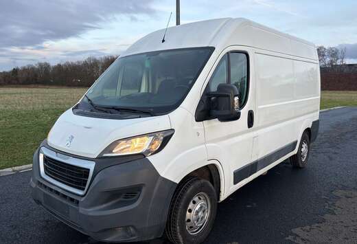 Peugeot 2.0 BlueHDi L2H2 Utility S/S