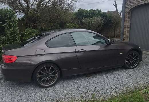 BMW Coupé 320iA