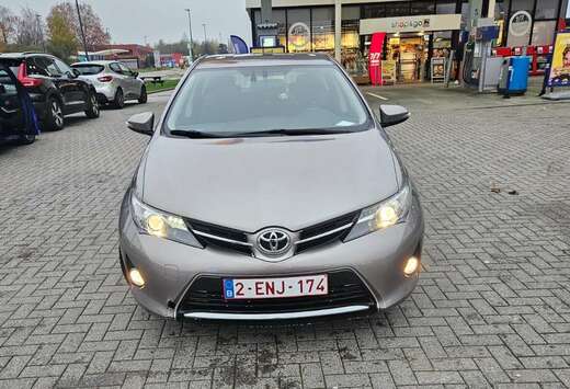 Toyota 1.6 Valvematic Executive