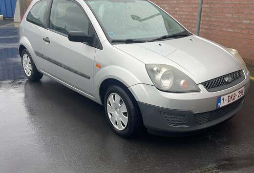 Ford Fiesta 1.3i Ambiente