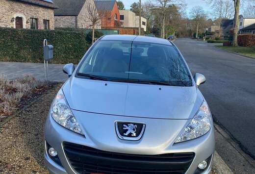 Peugeot 207 75 forever