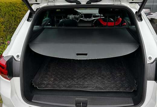 Opel Astra Sports Tourer 1.5 Turbo D Elegance S/S