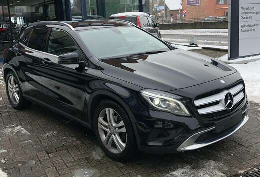 Mercedes-Benz GLA 180 Urban