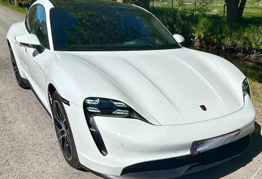 Porsche Taycan 93.4 kWh Taycan