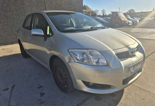 Toyota 1.4 D-4D Linea Luna//MARCHAND OU EXPORT//