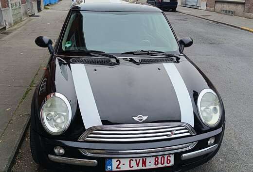 MINI Mini 1.6i 16v Cooper