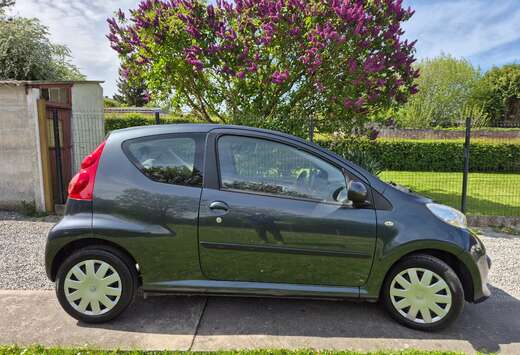 Peugeot 107 1.0i 12v Urban