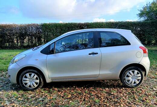 Toyota 1.0i VVT-i Comfort