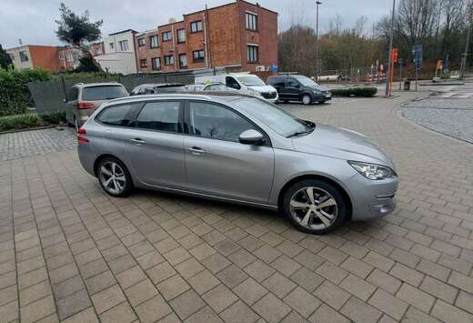 Peugeot 308 SW PureTech 130