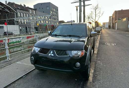 Mitsubishi 2.5 Turbo DI-D 4WD Instyle