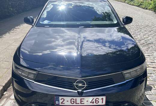 Opel PHEV 1.6 Turbo Business Edition S/S