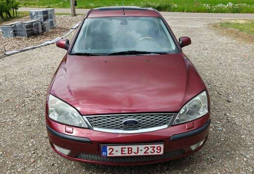 Ford Mondeo 1.8i 16v SCi Ghia