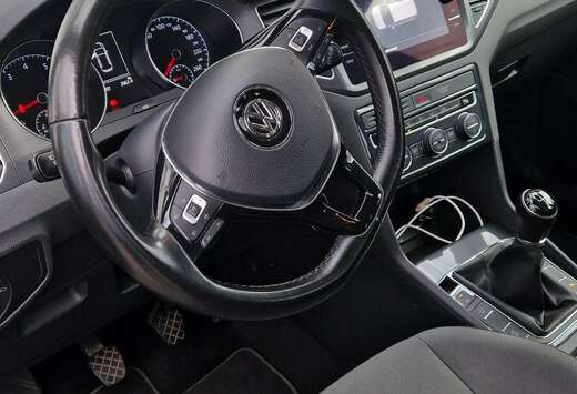 Volkswagen 1.0 TSI 115 BM Confortline