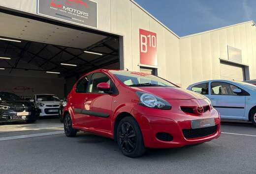 Toyota Jolie aygo gpsprete a immatriculer