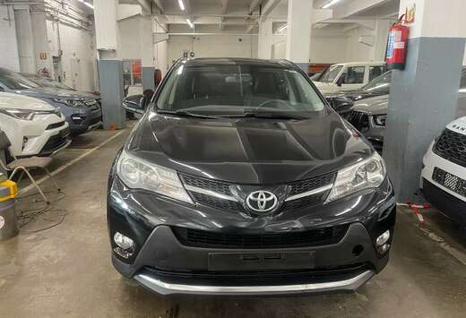 Toyota RAV4 2.0 D-4D 4x2 Lounge