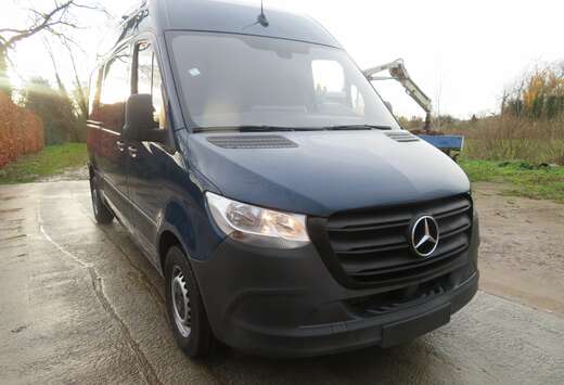 Mercedes-Benz 311CDi - FWD - A2H2