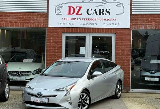 Toyota HYBRID 1.8I 98PK NAVI  CAMERA  HUD  ACC  LED