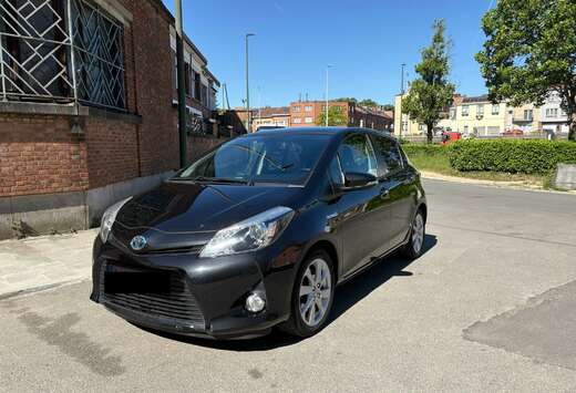 Toyota Toyota Yaris Hybride Style 1.5 VVT-i