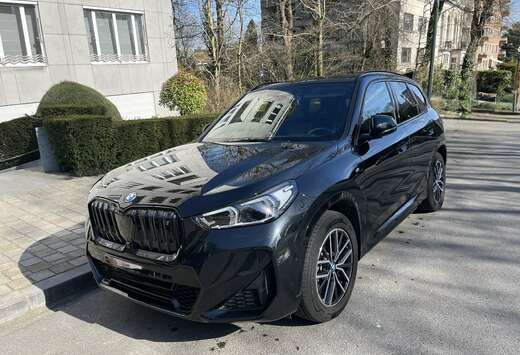 BMW iX1 66.5 kWh xDrive30