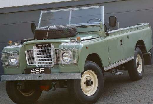 Land Rover III 109  Hardtop  1981