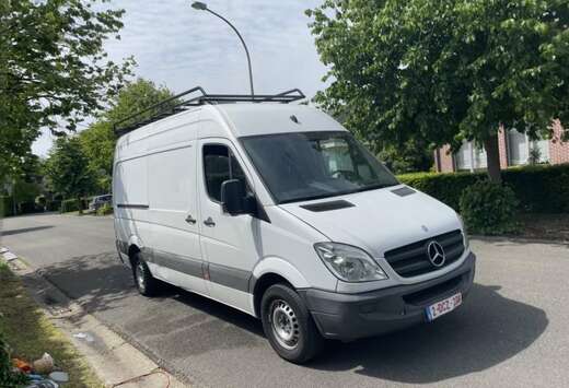 Mercedes-Benz 313 2.1 CDI A2H2