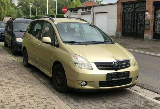 Toyota Corolla Verso 2.0 Turbo D4D Linea Luna