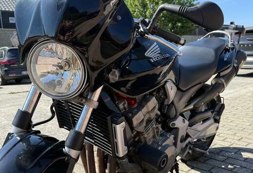 Honda CB900F Hornet