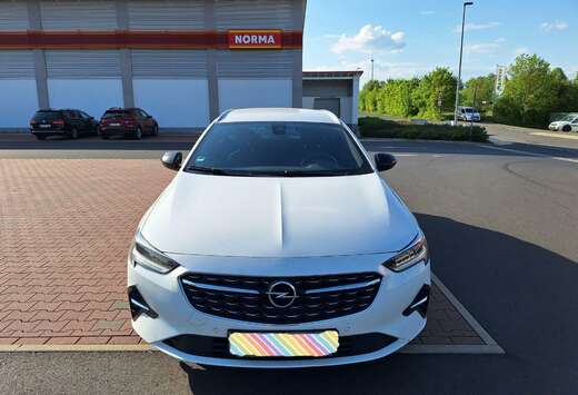 Opel Sports Tourer 1.5 Turbo D Business Elegance