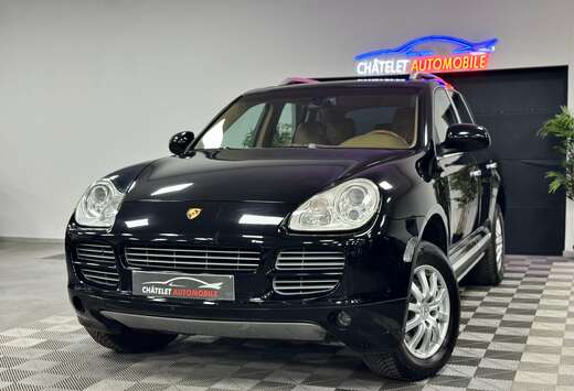 Porsche EXPORT Boite cassée