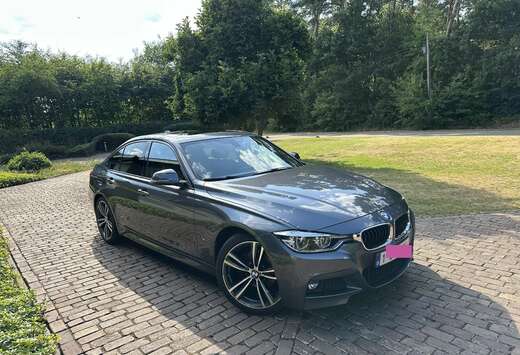 BMW 330e iPerformance Luxury Line