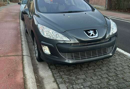 Peugeot 1.6 VTi Confort