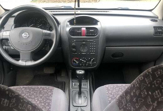 Opel 1.4 16V Elegance