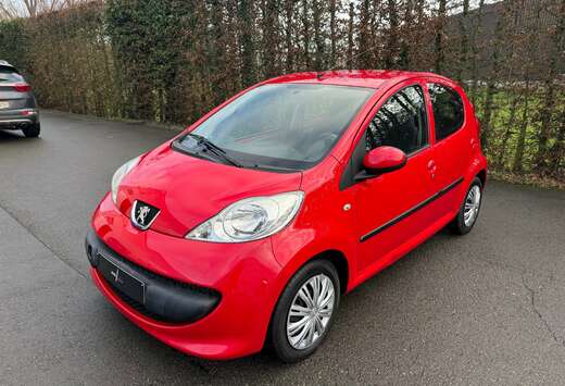 Peugeot AUTOMATIQUE / AIRCO /