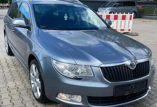 Skoda Superb Combi 1.8 TSI DSG Elegance