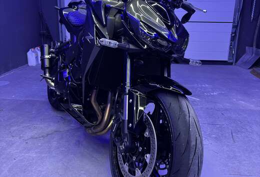 Z1100