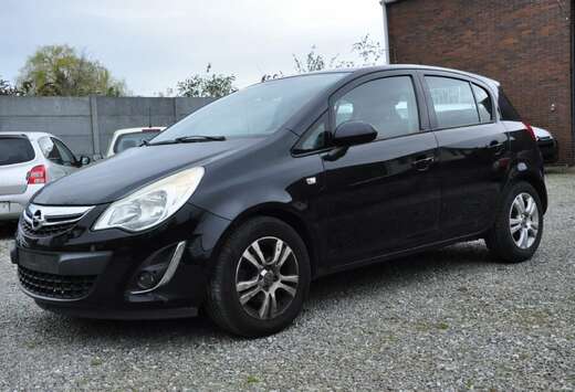 Opel 1.2i Black Edition