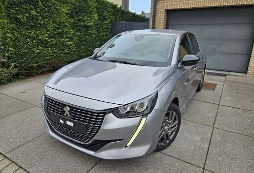 Peugeot 1.2i Style / NAVI / CARPLAY / ** SUPER DEAL * ...