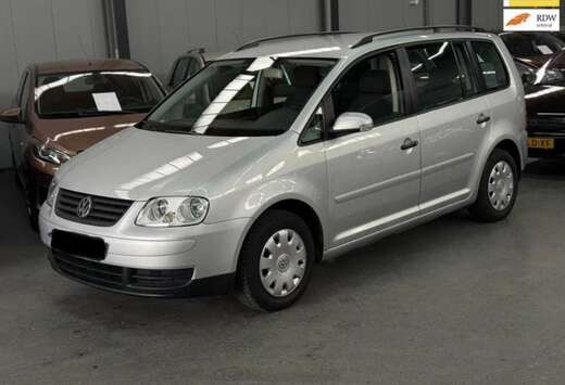 Volkswagen 1.6 FSI Highline