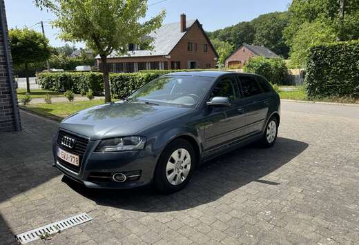 Audi Sportback 1.6 TDi Ambiente Start/Stop DPF