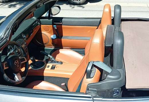 Mazda MX-5 1.8i 16v Active