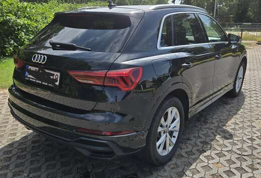 Audi 1.5 TFSI S line tronic