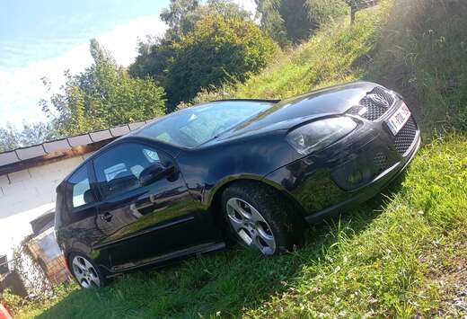 Volkswagen Golf 2.0 GTI