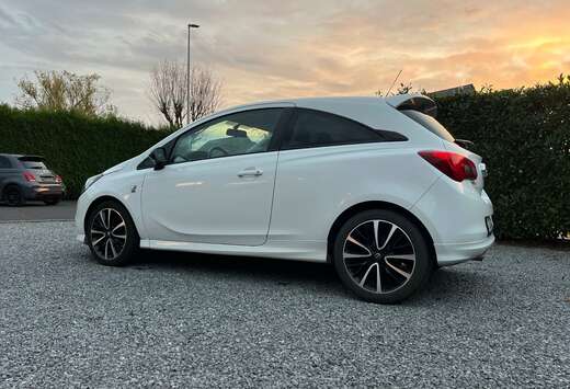 Opel 1.2i OPC-Line état neuf à voir