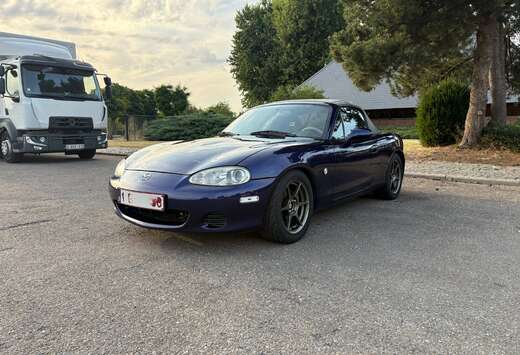 Mazda MX-5 1.8i 16v Sport
