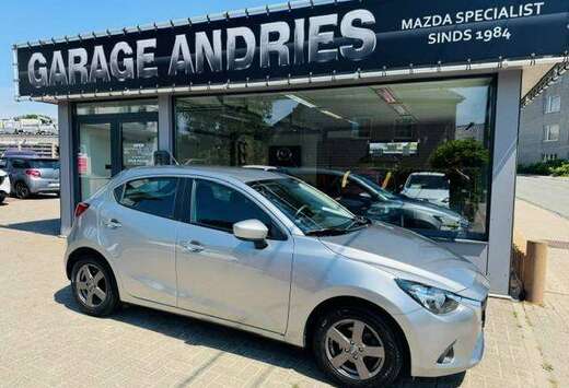 Mazda BENZINE EURO 6 / AUTOMAAT / SKYDRIVE / 2J GARAN ...