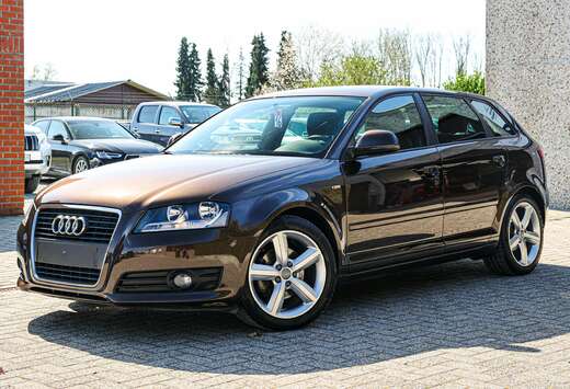 Audi S-LINE*NAVIGATIE*DIGITALE-AIRCO*SLECHTS-79200KM*