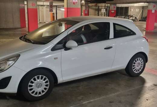 Opel Corsa 1.0i Enjoy