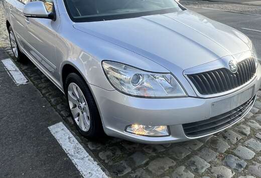 Skoda Octavia Combi 1.6 TDI DPF Active