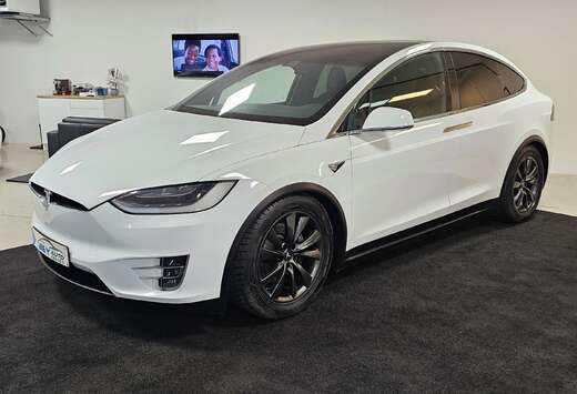 Tesla 90D Dual Motor Premium Connectivity