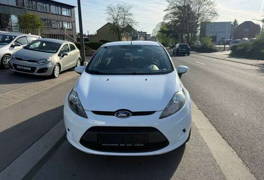 Ford Fiesta 1.4 TDCi Ambiente DPF